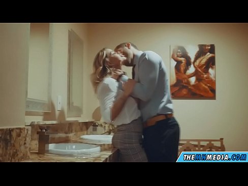 ❤️ Кога бујна русокоса ќе ве заведе во јавен тоалет Анално видео на mk.3dhentaix.ru ️❤